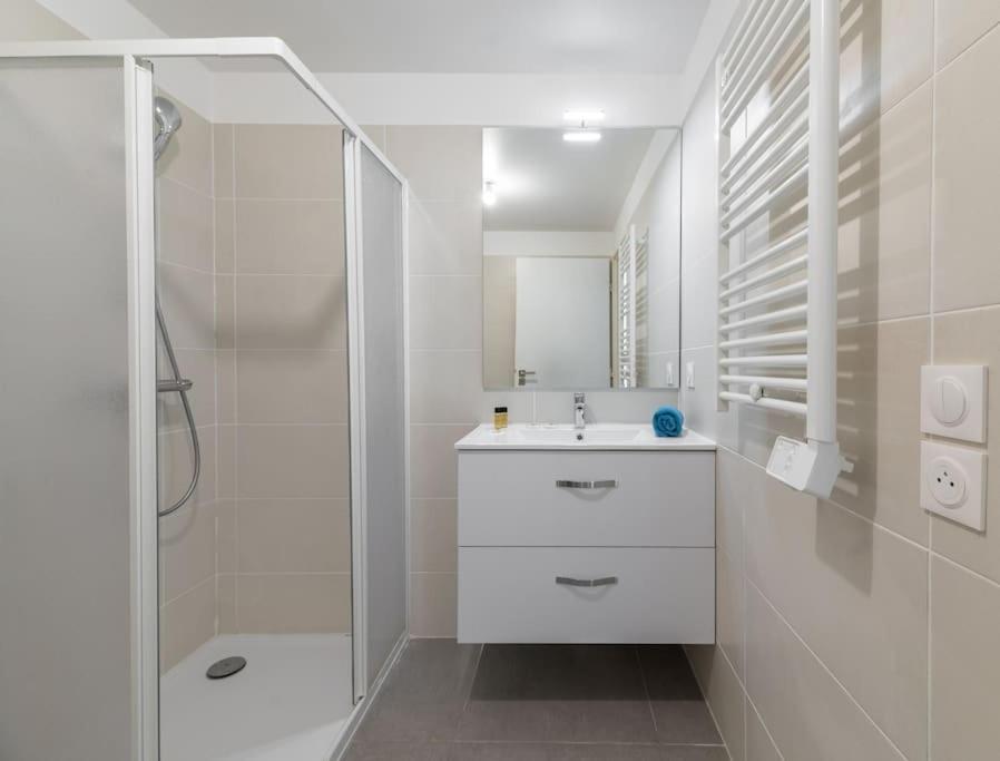 Le Cap Riviera - Centre- Parking Prive - Climatisation Apartment Menton Ngoại thất bức ảnh